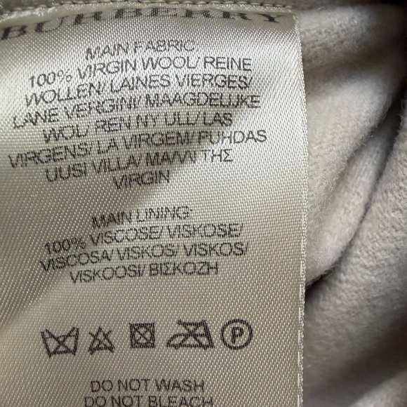 Burberry Beige Trench Coat - Picture 12 of 12